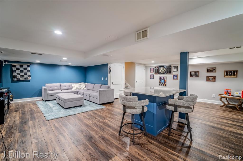 48681 Hanford Road Canton, MI 48187 - Photo 40 of 56 Gallery Image 40