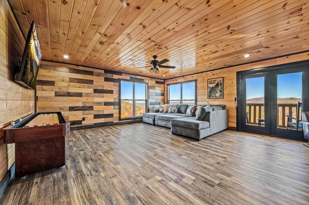 908 Crooked Ridge Road Gatlinburg, TN 37738 - Photo 42 of 60 Gallery Image 42