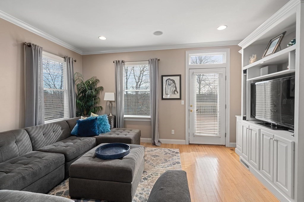 9 Goodnough Road Brookline, MA 02467 - Photo 11 of 27