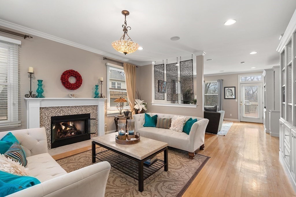9 Goodnough Road Brookline, MA 02467 - Photo 5 of 27