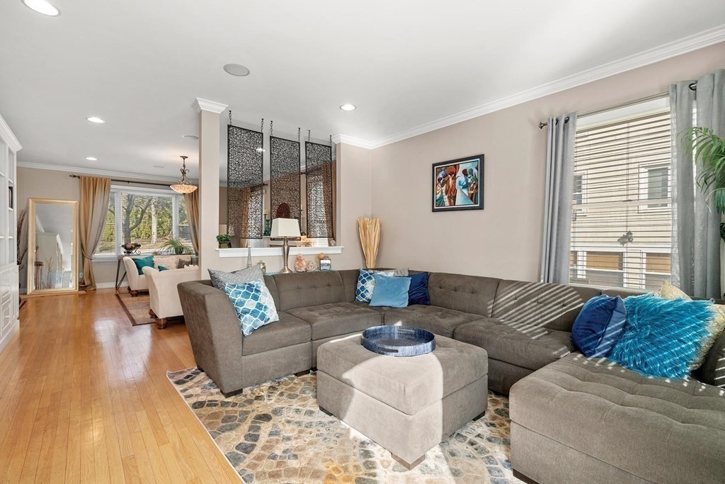 9 Goodnough Road Brookline, MA 02467 - Photo 10 of 27