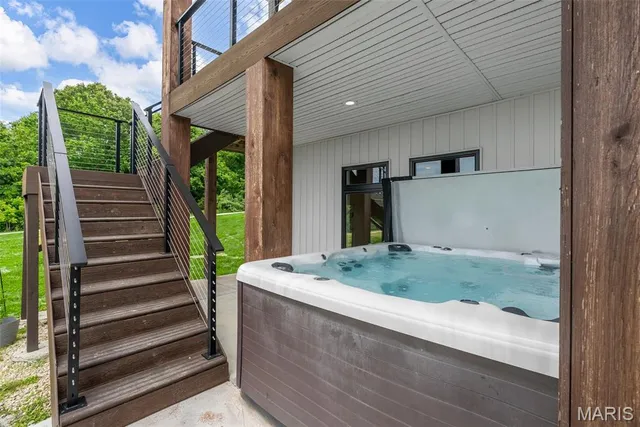 $899,900 | 22206 Tree Farm Road, Hermann, MO 65041