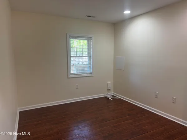 $1,755 | 950 Perrytown Road, New Bern, NC 28562