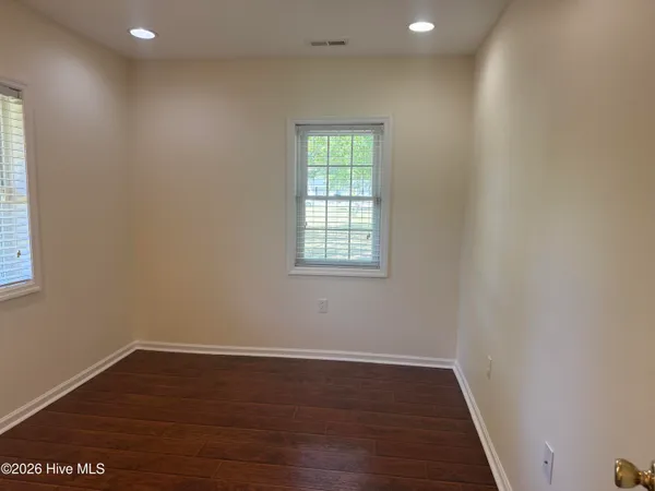 $1,755 | 950 Perrytown Road, New Bern, NC 28562