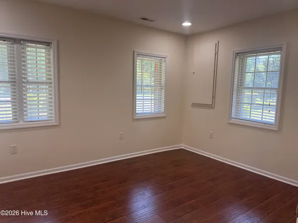 $1,755 | 950 Perrytown Road, New Bern, NC 28562
