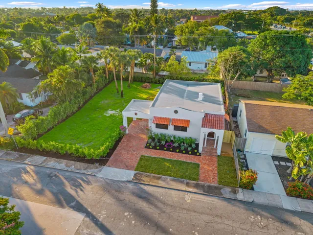 an aerial view of multiple house