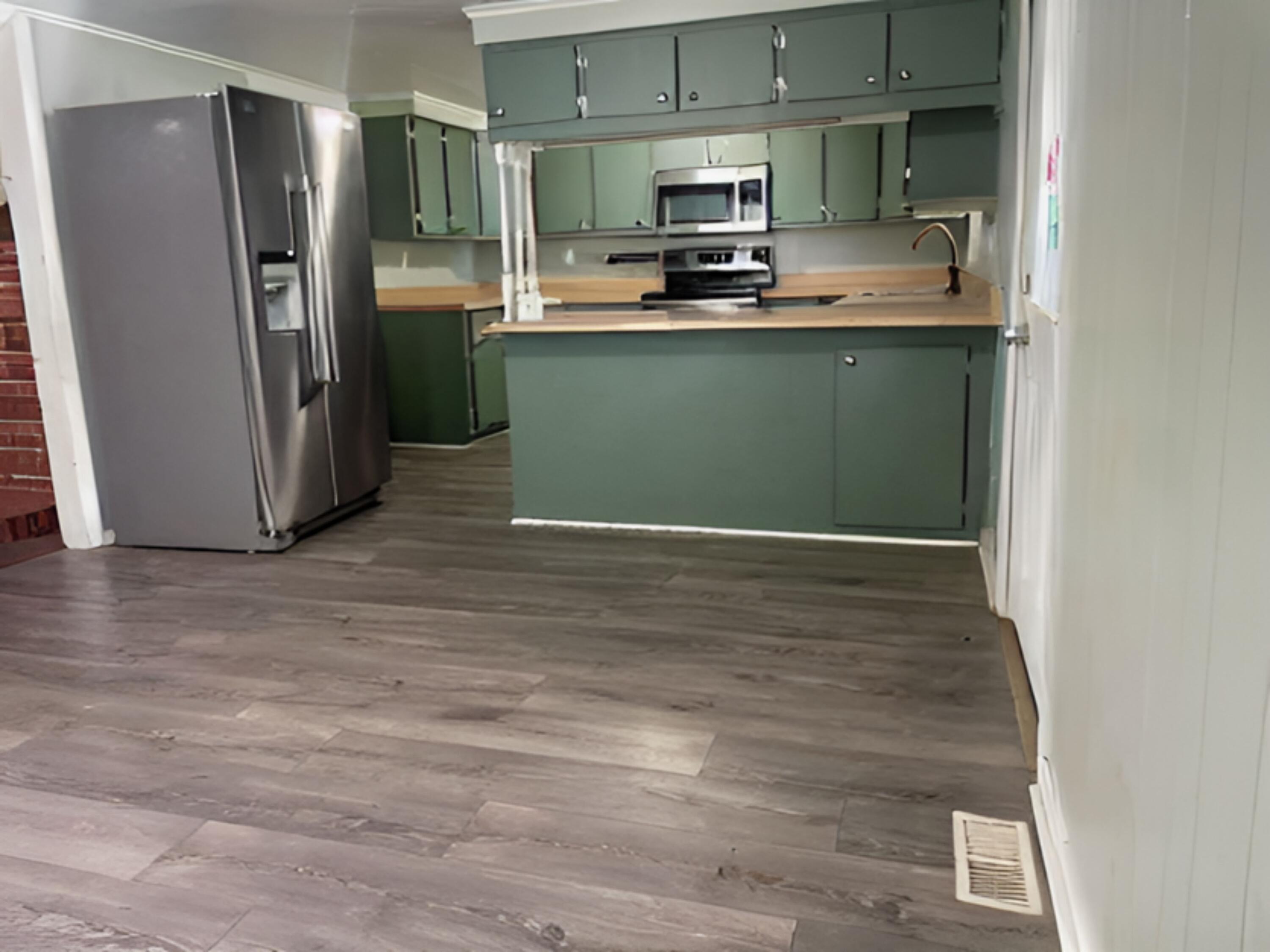 714 East Prairie Ronde Street Dowagiac, MI 49047 - Photo 6 of 14 Dining Kitchen