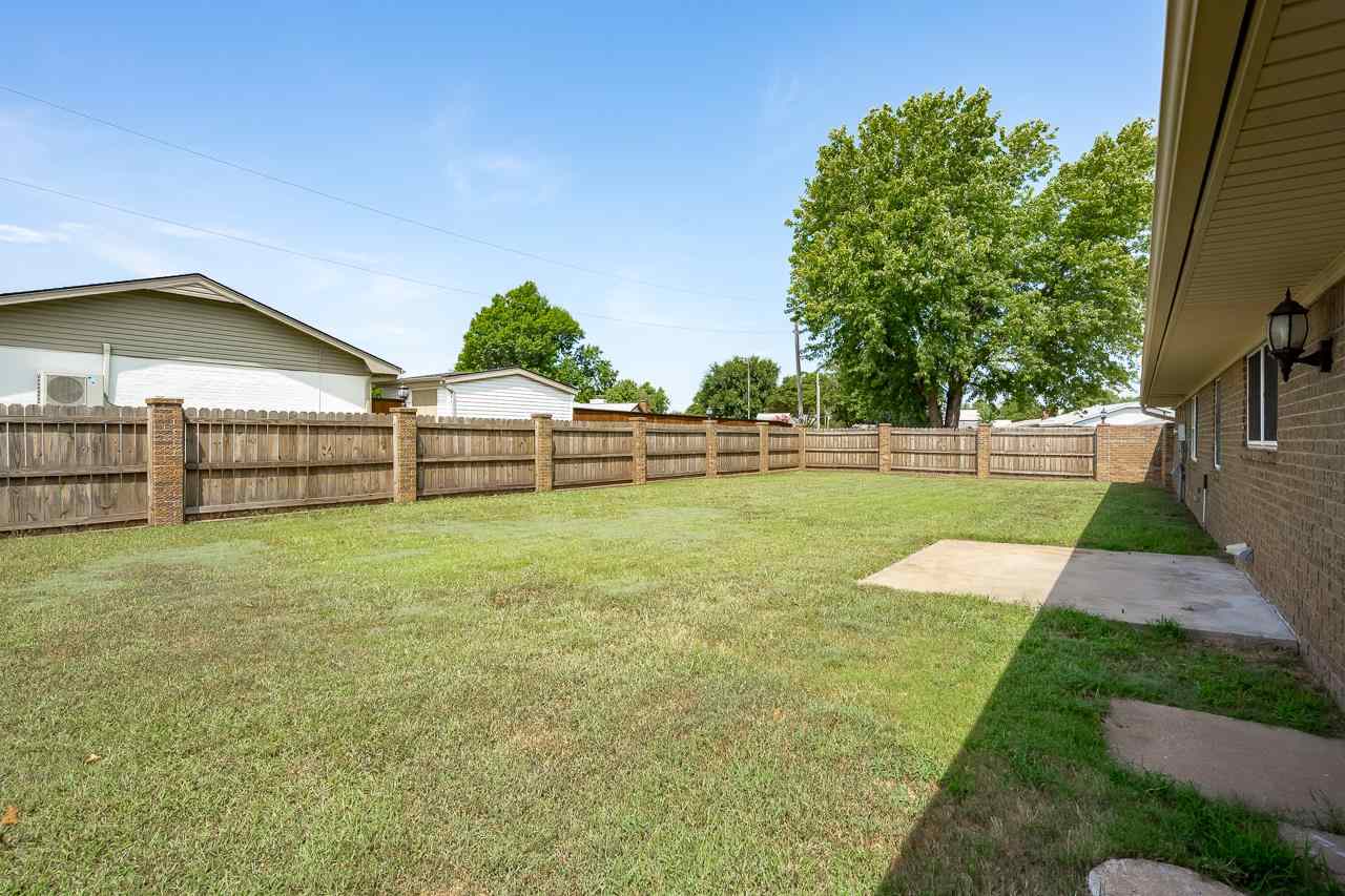 1901 Ridgecrest Perry, OK 73077 - Photo 27 of 31 Gallery Image 27