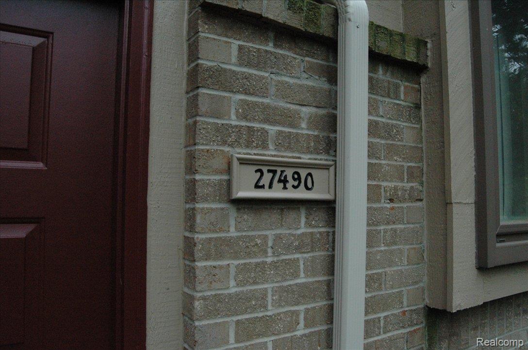 27490 Evergreen Road Southfield, MI 48076 - Photo 9 of 10 DSC_7798