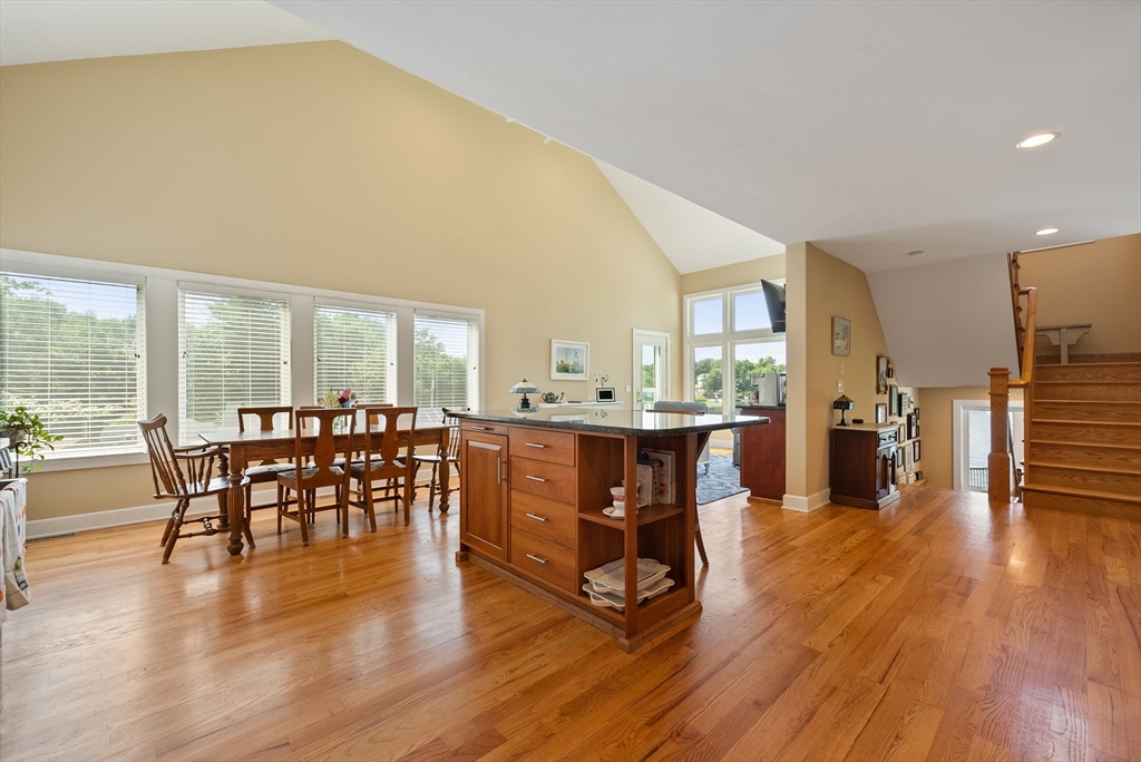 530 Griffin Road Suffield, CT 06093 - Photo 11 of 41