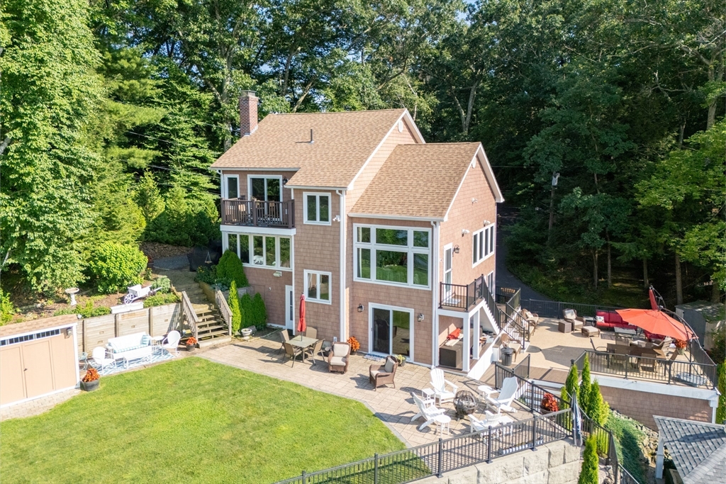 530 Griffin Road Suffield, CT 06093 - Photo 2 of 41