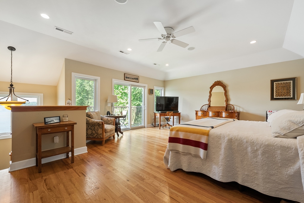 530 Griffin Road Suffield, CT 06093 - Photo 22 of 41