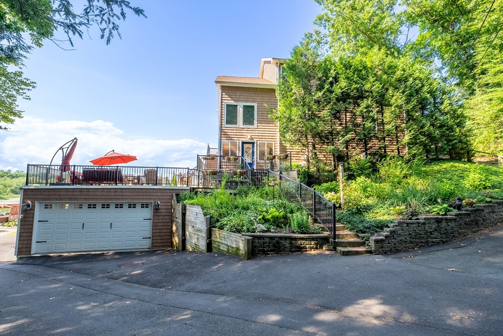 530 Griffin Road Suffield, CT 06093 - Photo 35 of 41