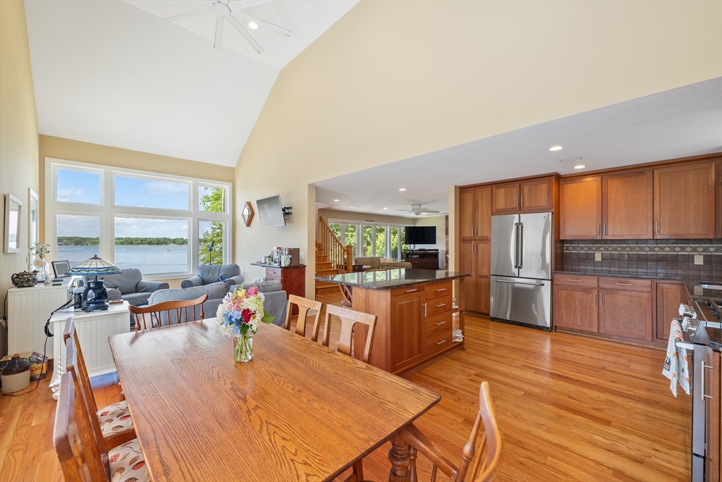 530 Griffin Road Suffield, CT 06093 - Photo 8 of 41
