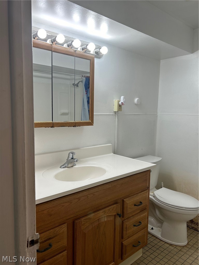 1610 Carlton Road Cleveland, OH 44134 - Photo 6 of 12