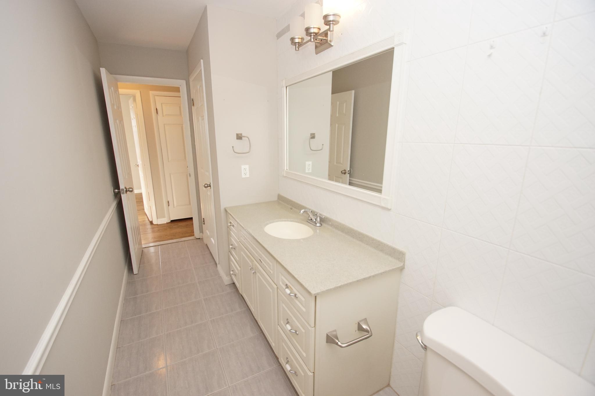 4020 Silvage Road Baltimore, MD 21236 - Photo 22 of 46