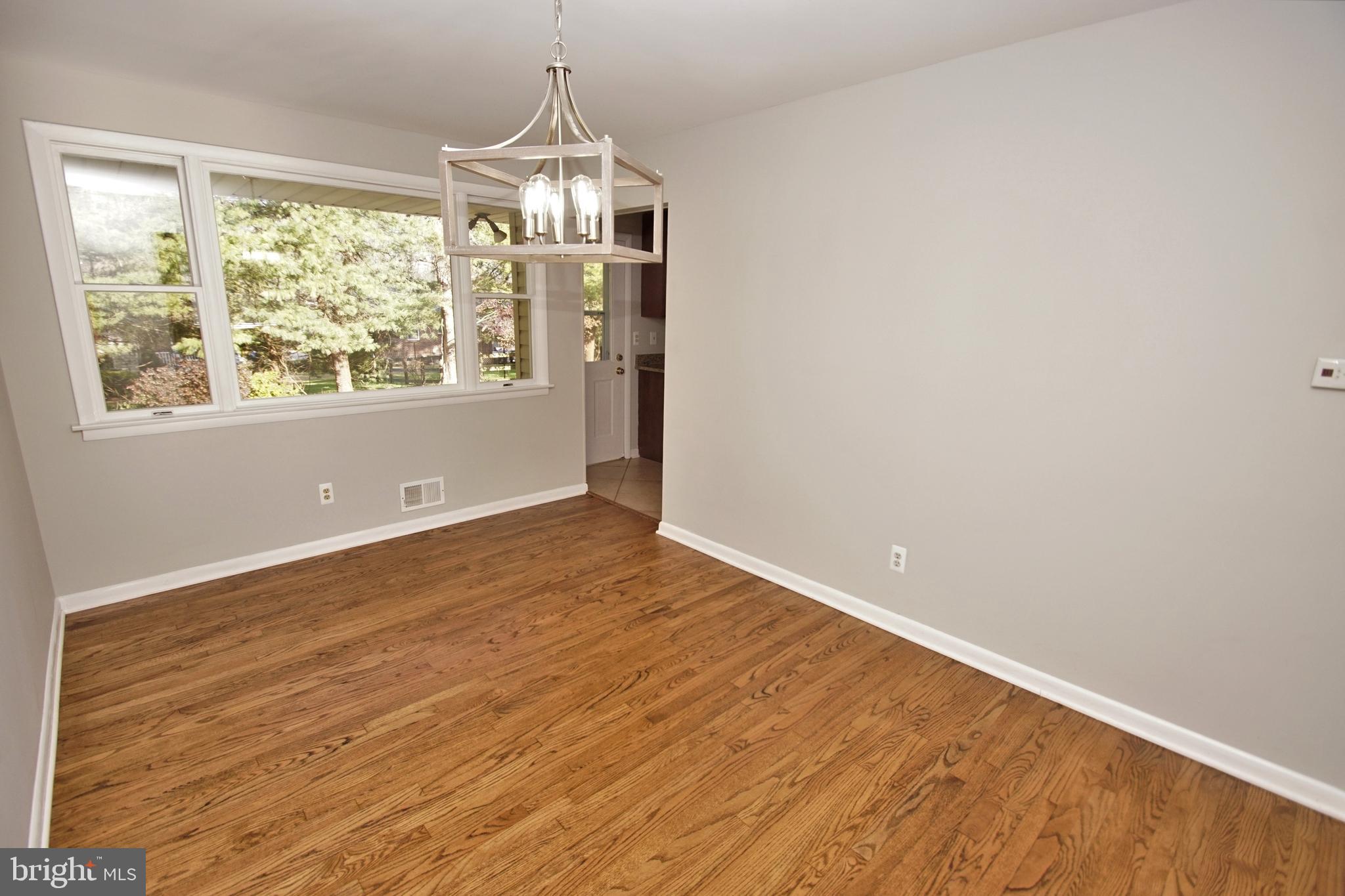 4020 Silvage Road Baltimore, MD 21236 - Photo 8 of 46