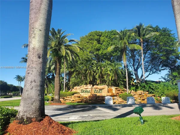 $4,950 | 6814 Northwest 107th Place, Doral, FL 33178