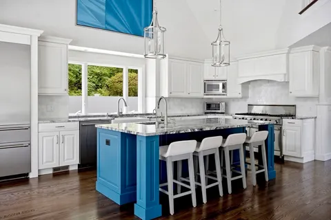 $6,350,000 | 375 Baxter Neck Road, Barnstable, MA 02648