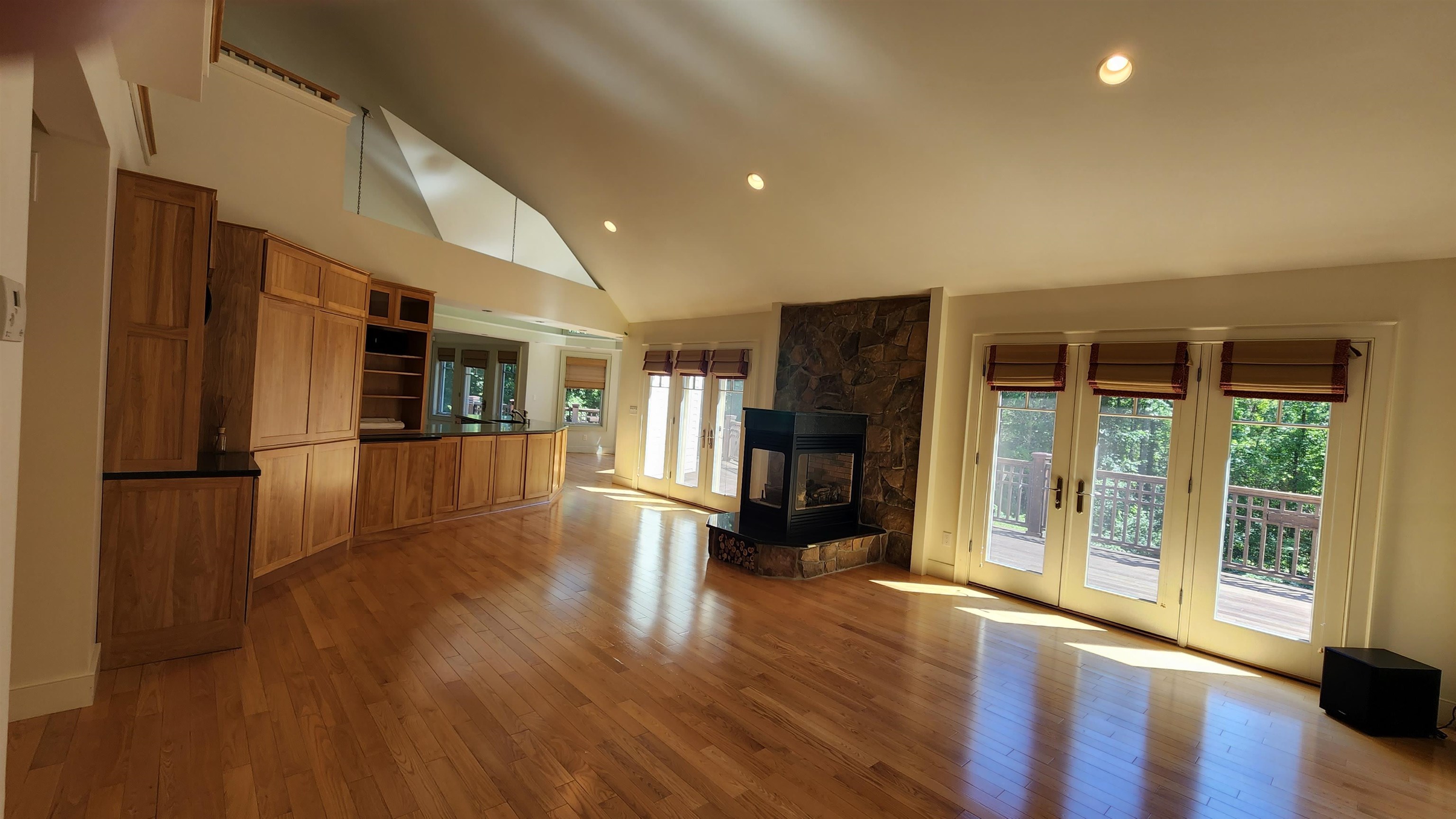 27 Putney Road Dunbarton, NH 03046 - Photo 12 of 37