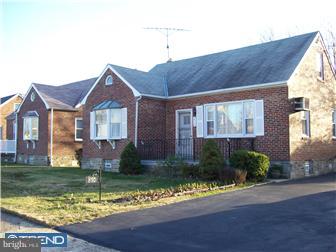 810 Ripley Street Philadelphia, PA 19111 - Photo 1 of 12 Exterior Front