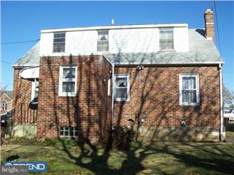 810 Ripley Street Philadelphia, PA 19111 - Photo 2 of 12 Exterior Front