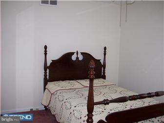 810 Ripley Street Philadelphia, PA 19111 - Photo 5 of 12 Bedroom