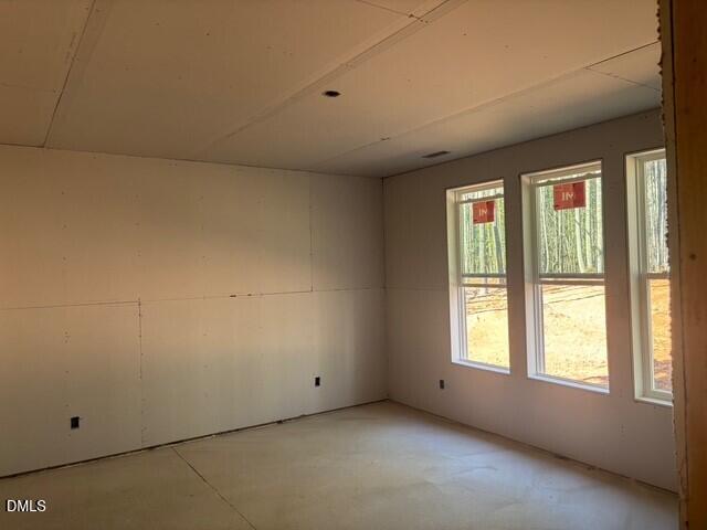 134 West Victoria Rdg Drive, Unit 22 Selma, NC 27576 - Photo 26 of 29 Primary Bedroom