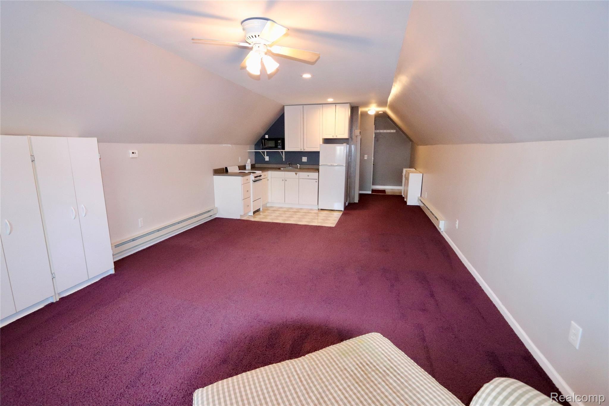 7751 Munsell Road Howell, MI 48843 - Photo 57 of 60 In-law Apartment kitchen