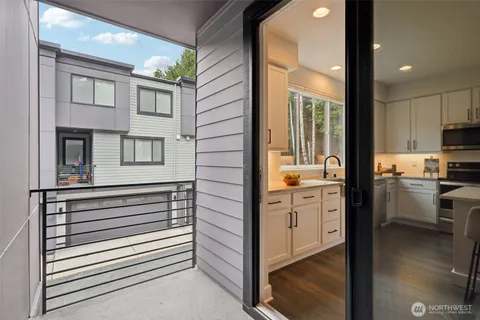 $774,500 | 18757 76th Avenue West, Lynnwood, WA 98026