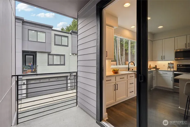 $774,500 | 18757 76th Avenue West, Lynnwood, WA 98026