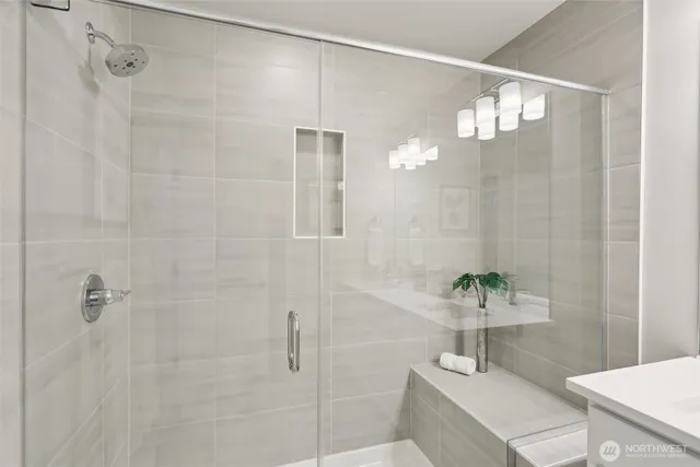 $774,500 | 18757 76th Avenue West, Lynnwood, WA 98026