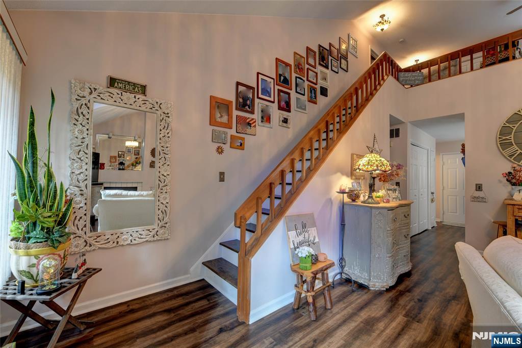 39 Ridgeview Terrace Oak Ridge, NJ 07438 - Photo 12 of 40 Gallery Image 12