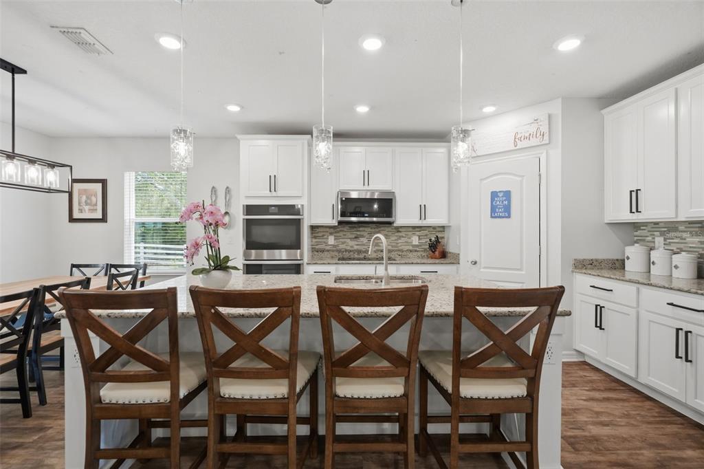 9025 Mazette Road Weeki Wachee, FL 34613 - Photo 15 of 100