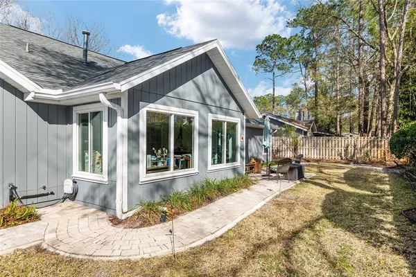 $371,000 | 2333 Northwest 41st Avenue, Gainesville, FL 32605