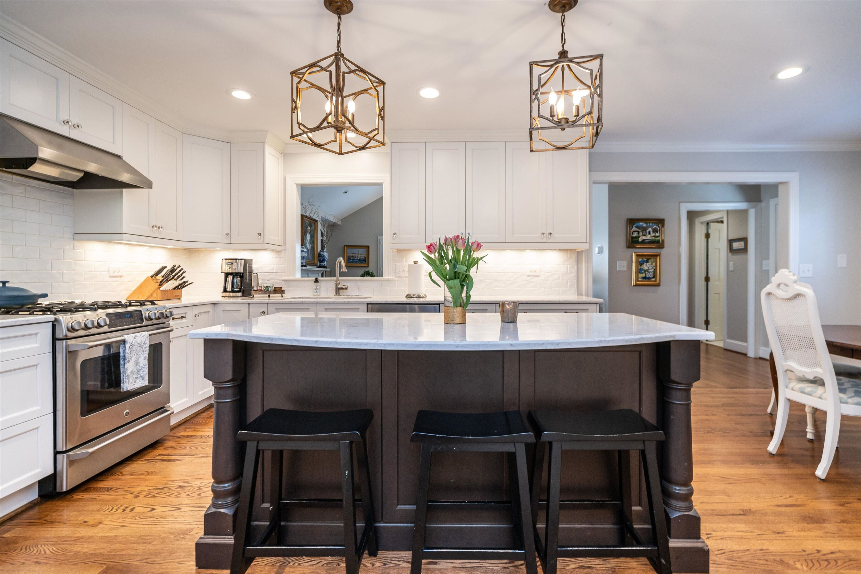 3324 Coleridge Drive Raleigh, NC 27609 - Photo 9 of 36 Gather friends and family around this awesome island! Kitchen