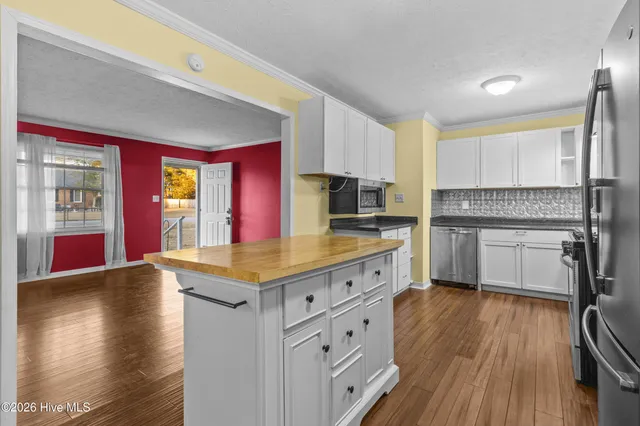 $2,000 | 214 Manchester Road, Havelock, NC 28532