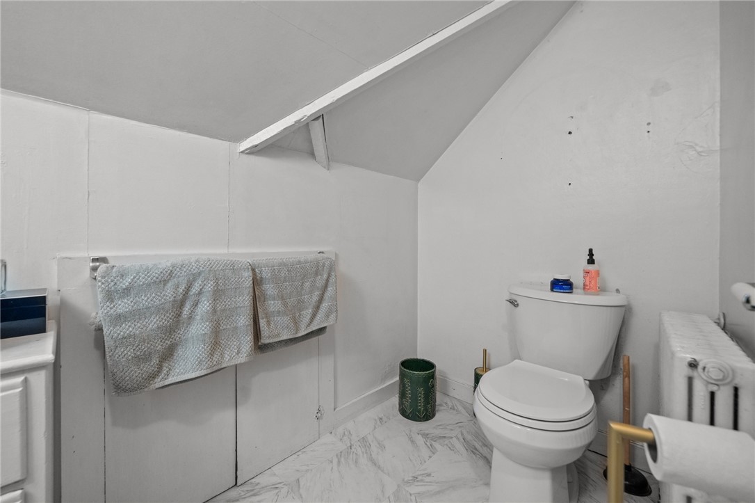 350 Broadway, Unit 2 Newport, RI 02840 - Photo 18 of 22