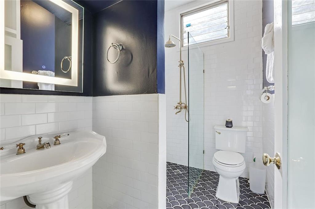 2626 General Pershing Street New Orleans, LA 70115 - Photo 5 of 15