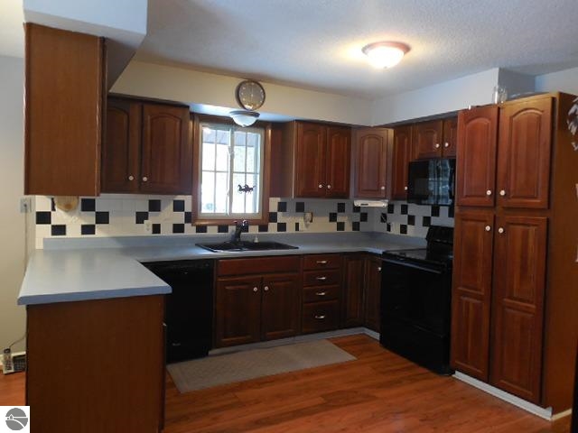 938 South Castor Road Shepherd, MI 48883 - Photo 2 of 25 1828221-2.JPG