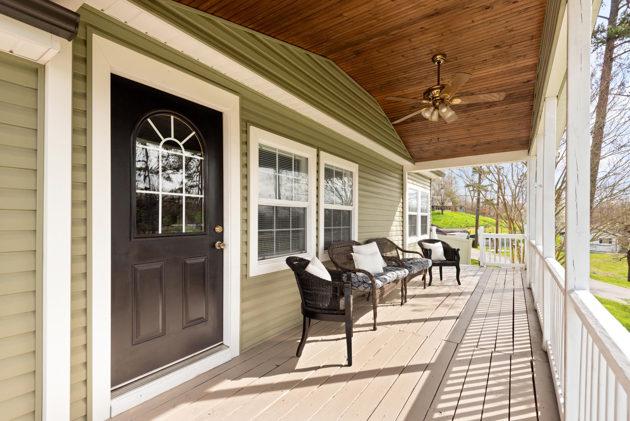 8320 Heiskell Road Powell, TN 37849 - Photo 2 of 37 Gallery Image 2