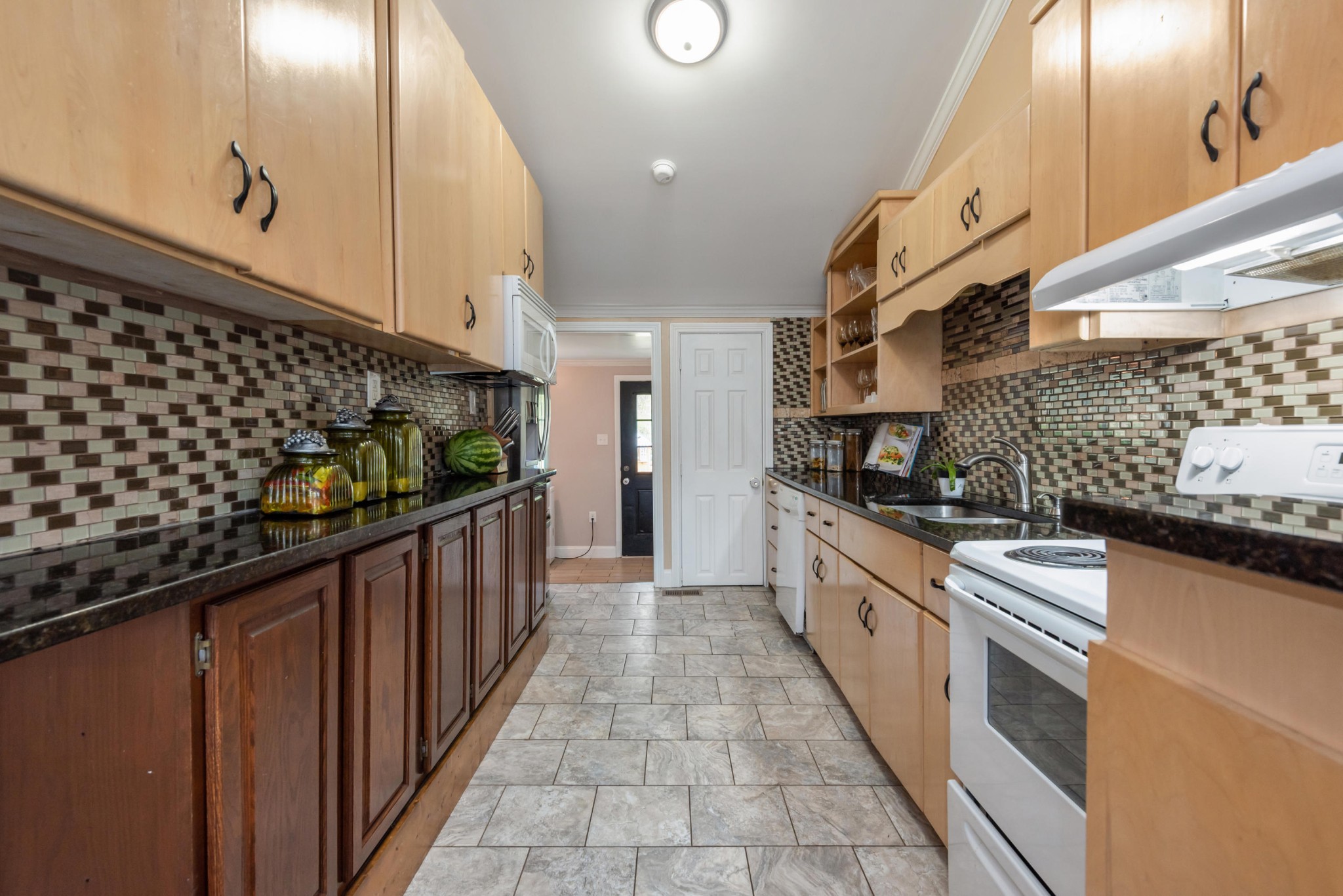 8320 Heiskell Road Powell, TN 37849 - Photo 7 of 37 Gallery Image 7