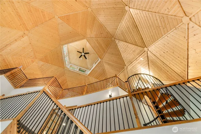 $899,000 | 9504 Southwest Caulfield Lane, Port Orchard, WA 98367