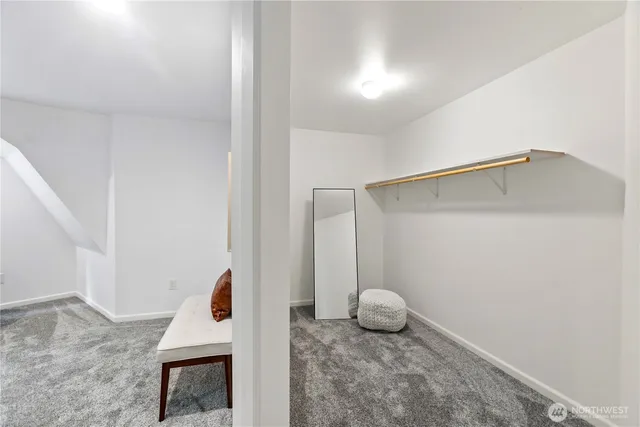 $899,000 | 9504 Southwest Caulfield Lane, Port Orchard, WA 98367