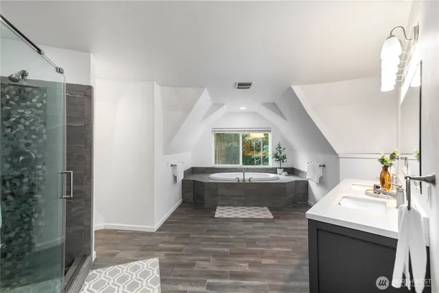 $899,000 | 9504 Southwest Caulfield Lane, Port Orchard, WA 98367