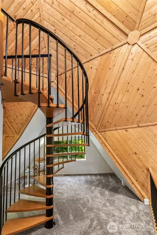 $899,000 | 9504 Southwest Caulfield Lane, Port Orchard, WA 98367