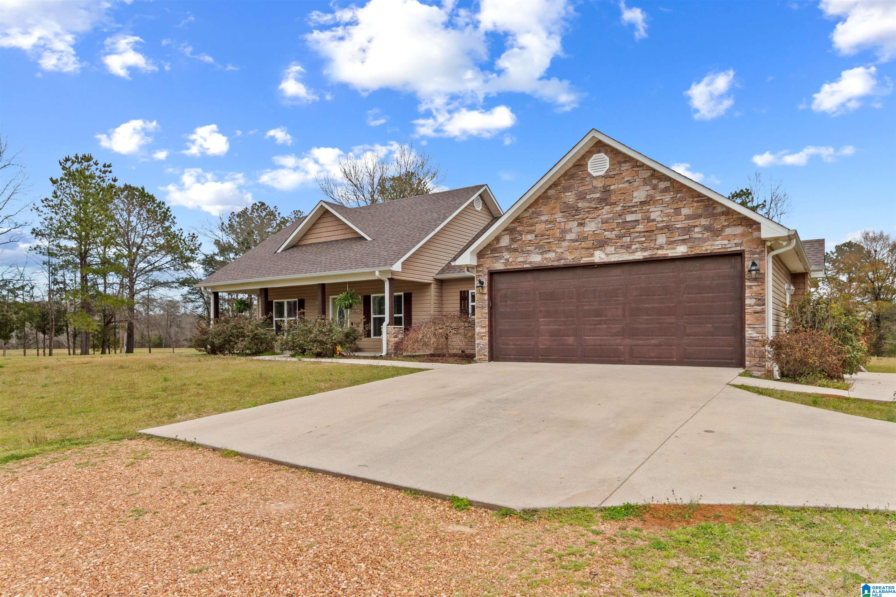 13820 Highway 18 Berry, AL 35546 - Photo 1 of 26