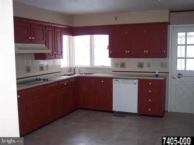 1583 Beck Mill Road Hanover, PA 17331 - Photo 5 of 21