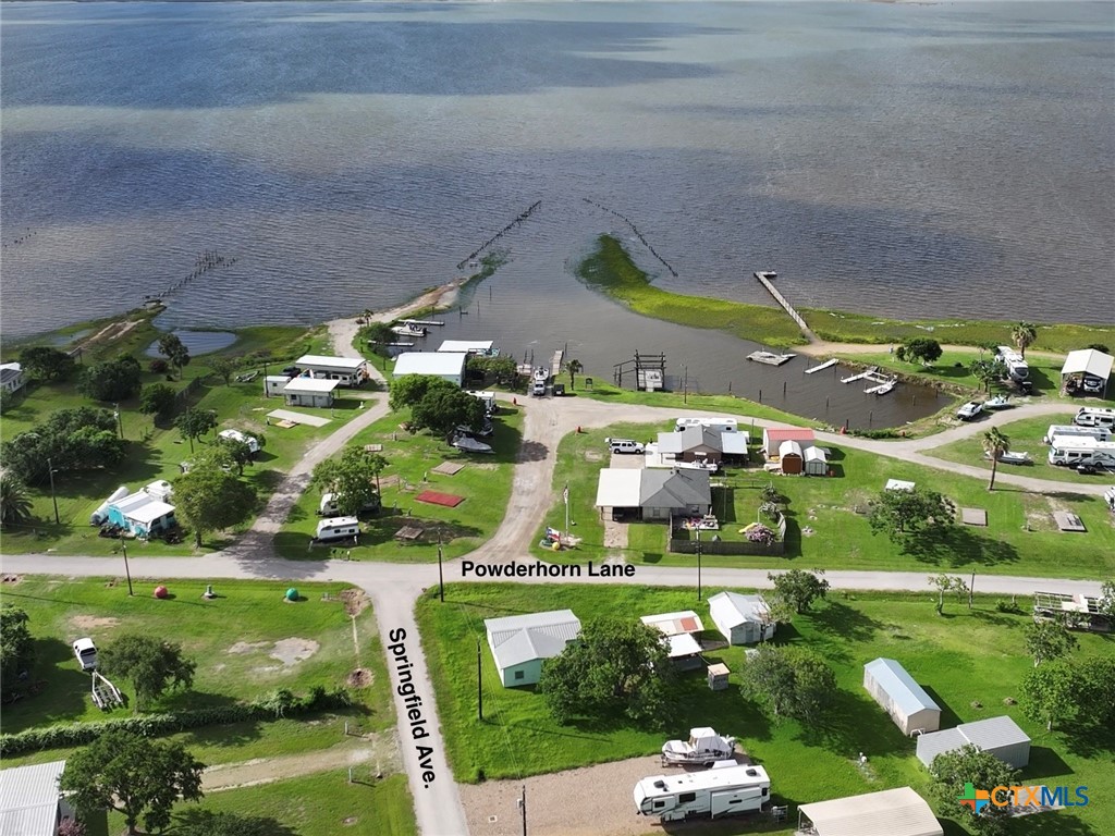 111 Springfield Avenue Port Lavaca, TX 77979 - Photo 10 of 34