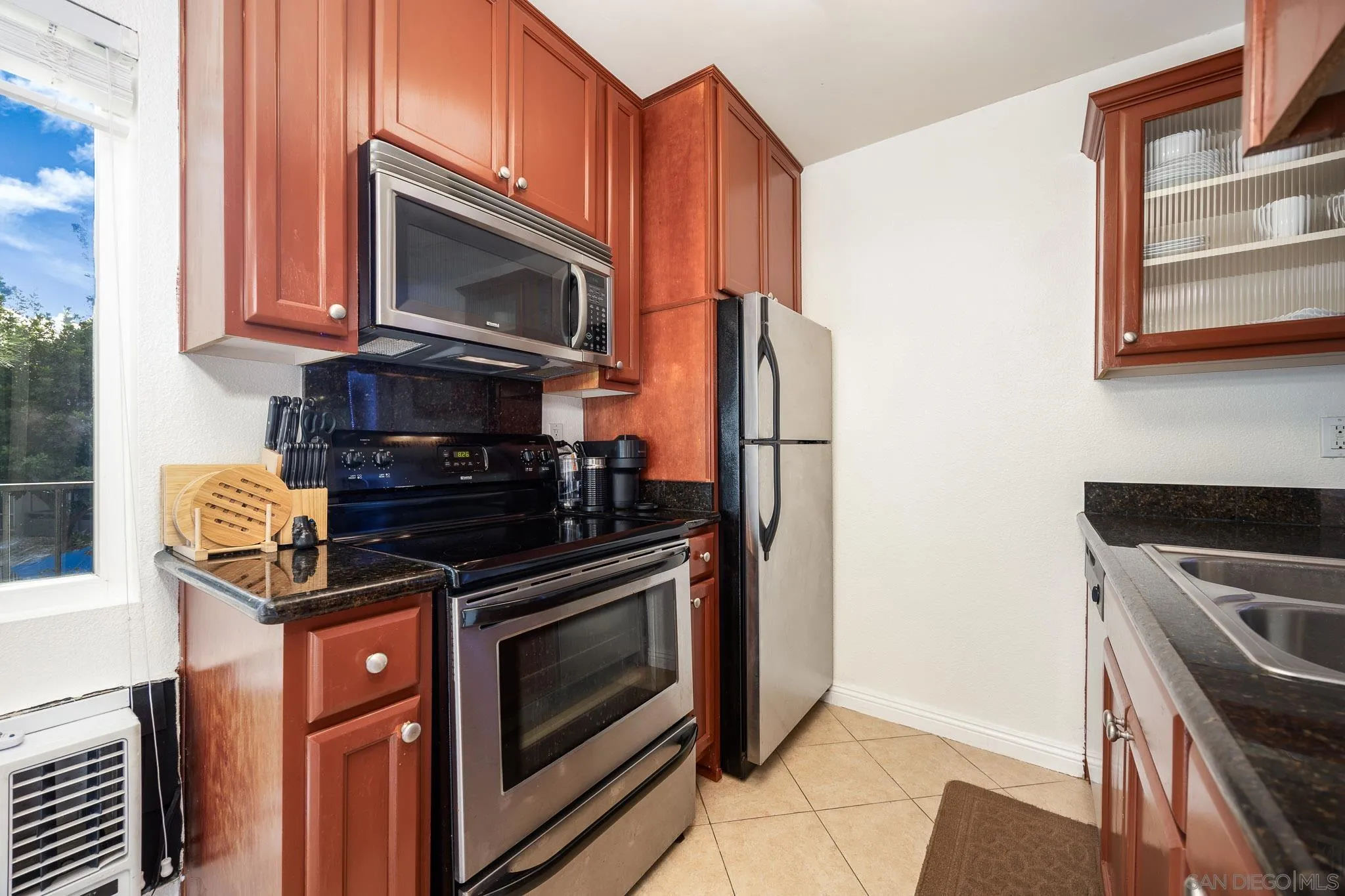 4860 Rolando Court, Unit 52 San Diego, CA 92115 - Photo 8 of 26